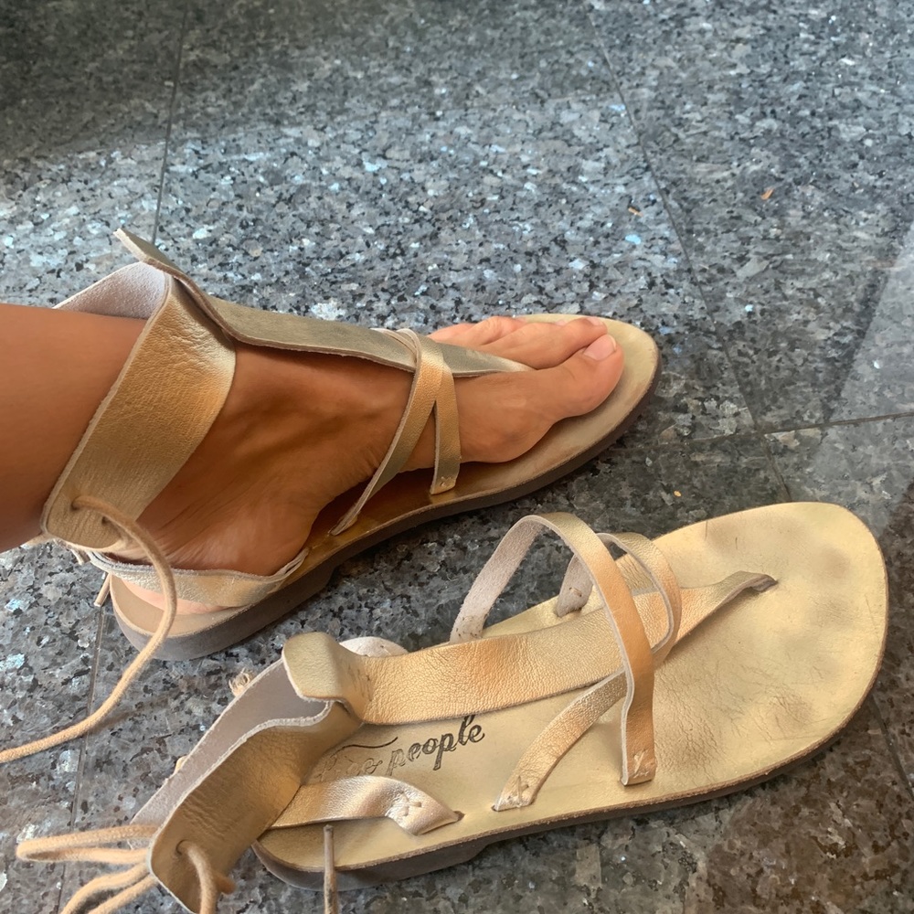 Free people 🌟 Sandals